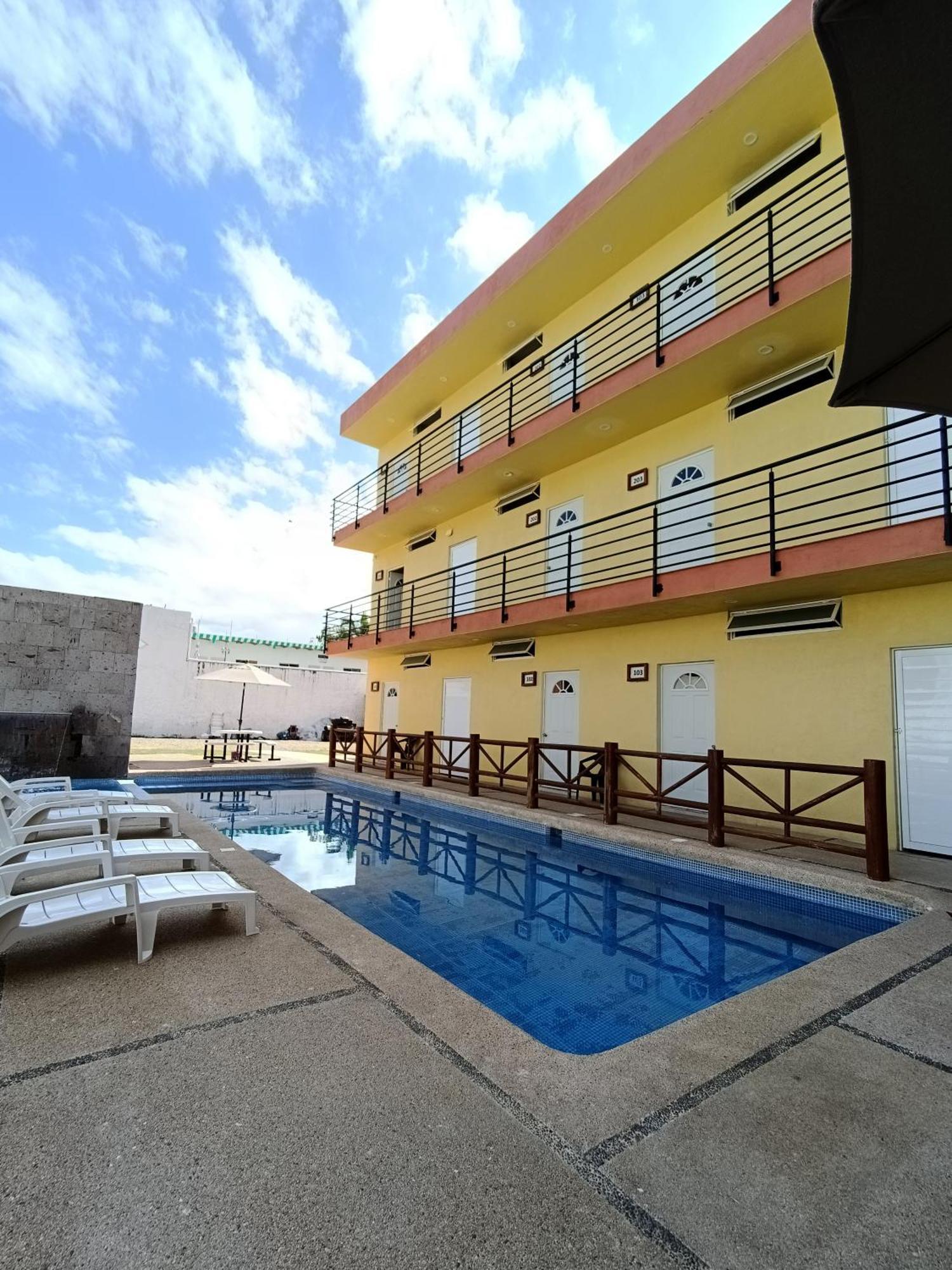 Villas Dulce Suenos Residencial ริงกอน เด กัวยาบิโตส ภายนอก รูปภาพ